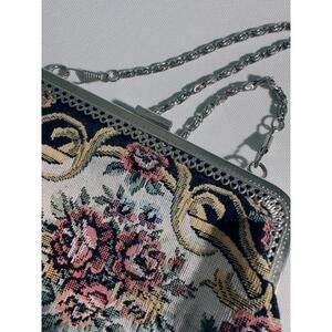 Vintage Tapestry Frame Bag with Chain Classic Floral design 6x6.5 inches
